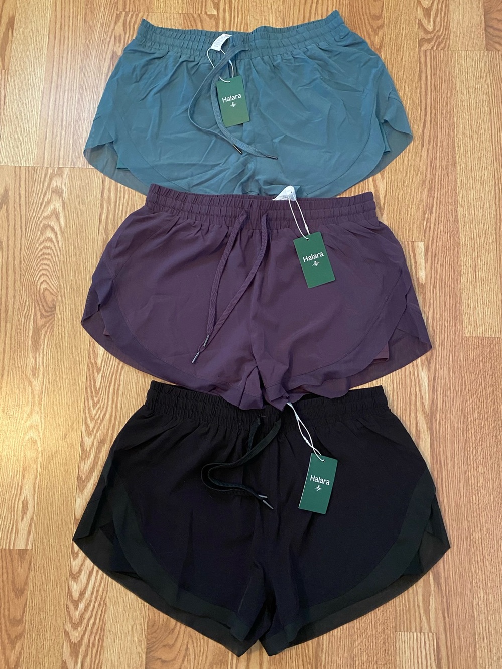 NWT HALARA Bundle Women’s Active athletic flowy running shorts mid rise large